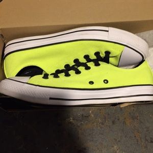 Converse Volt/Black/white